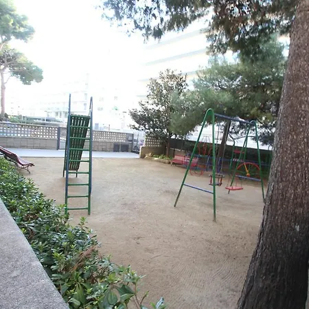 Daire Apartamento Montblanc *